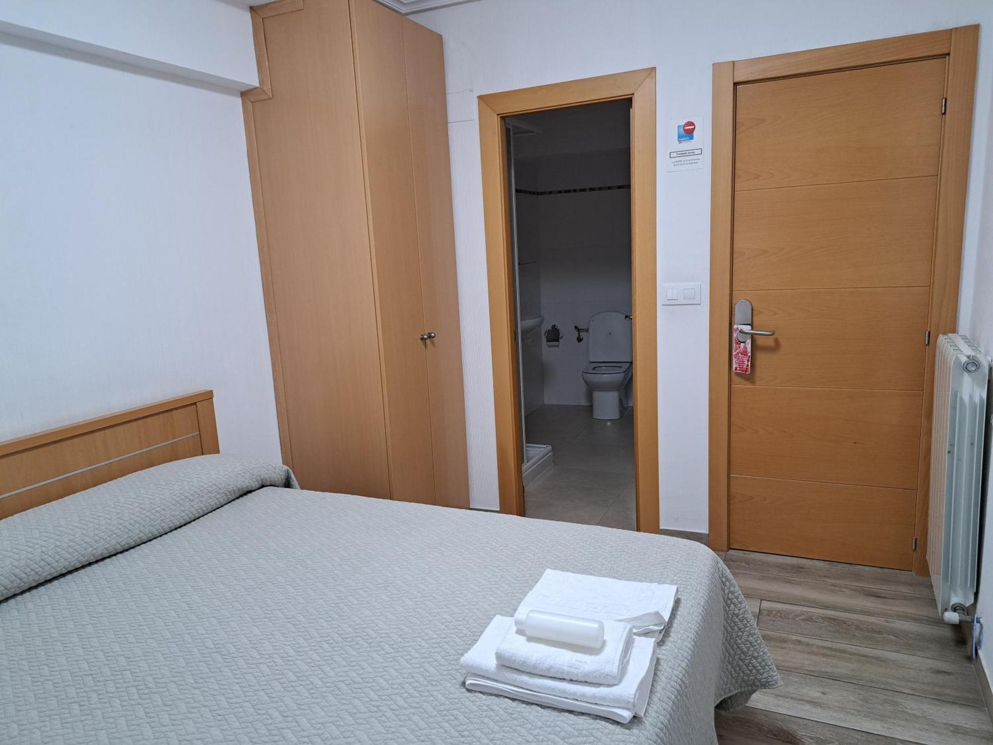 Pension Iruna Santurtzi Exterior photo