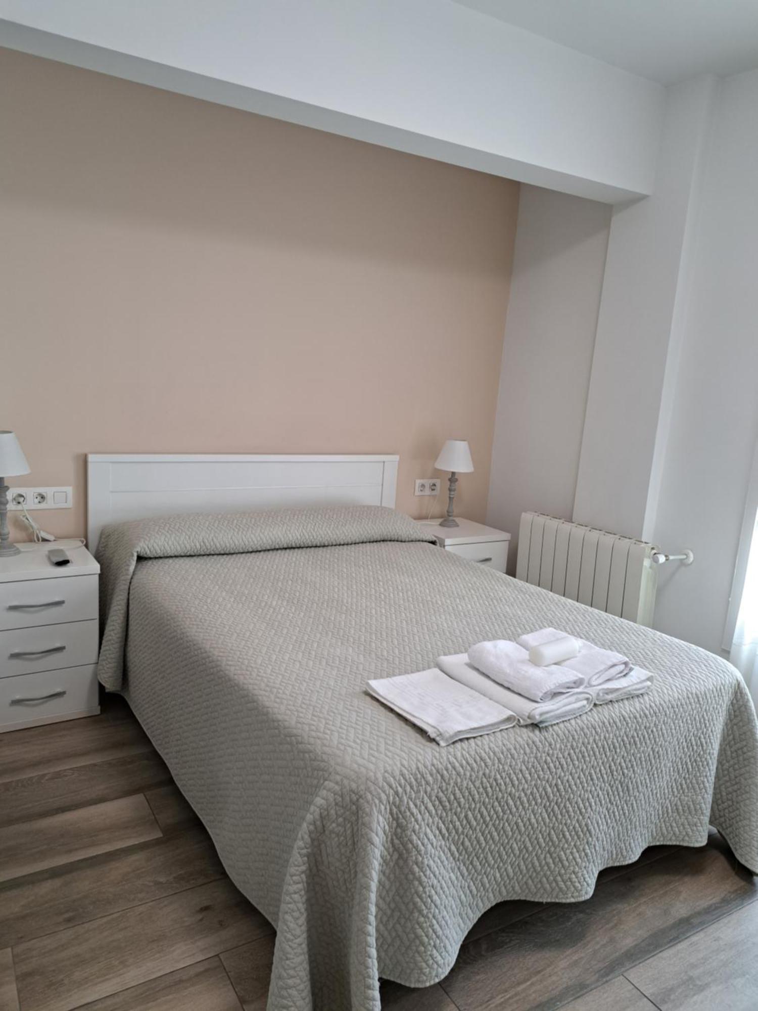 Pension Iruna Santurtzi Exterior photo